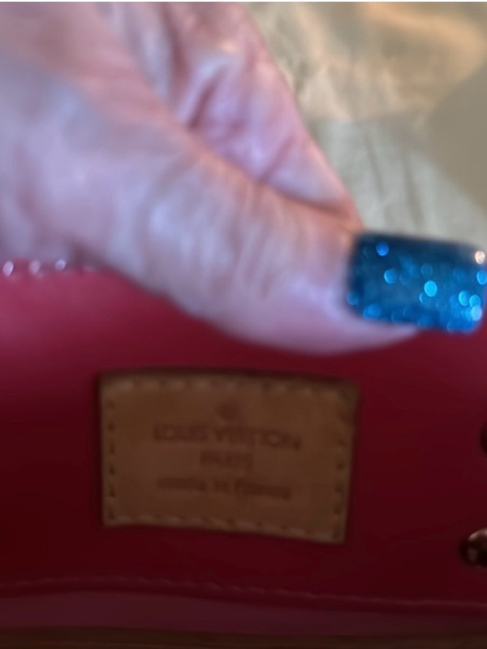Louis Vuitton Vernis Reade PM Pomme D’Amour Patent Tote - Picture 10 of 13